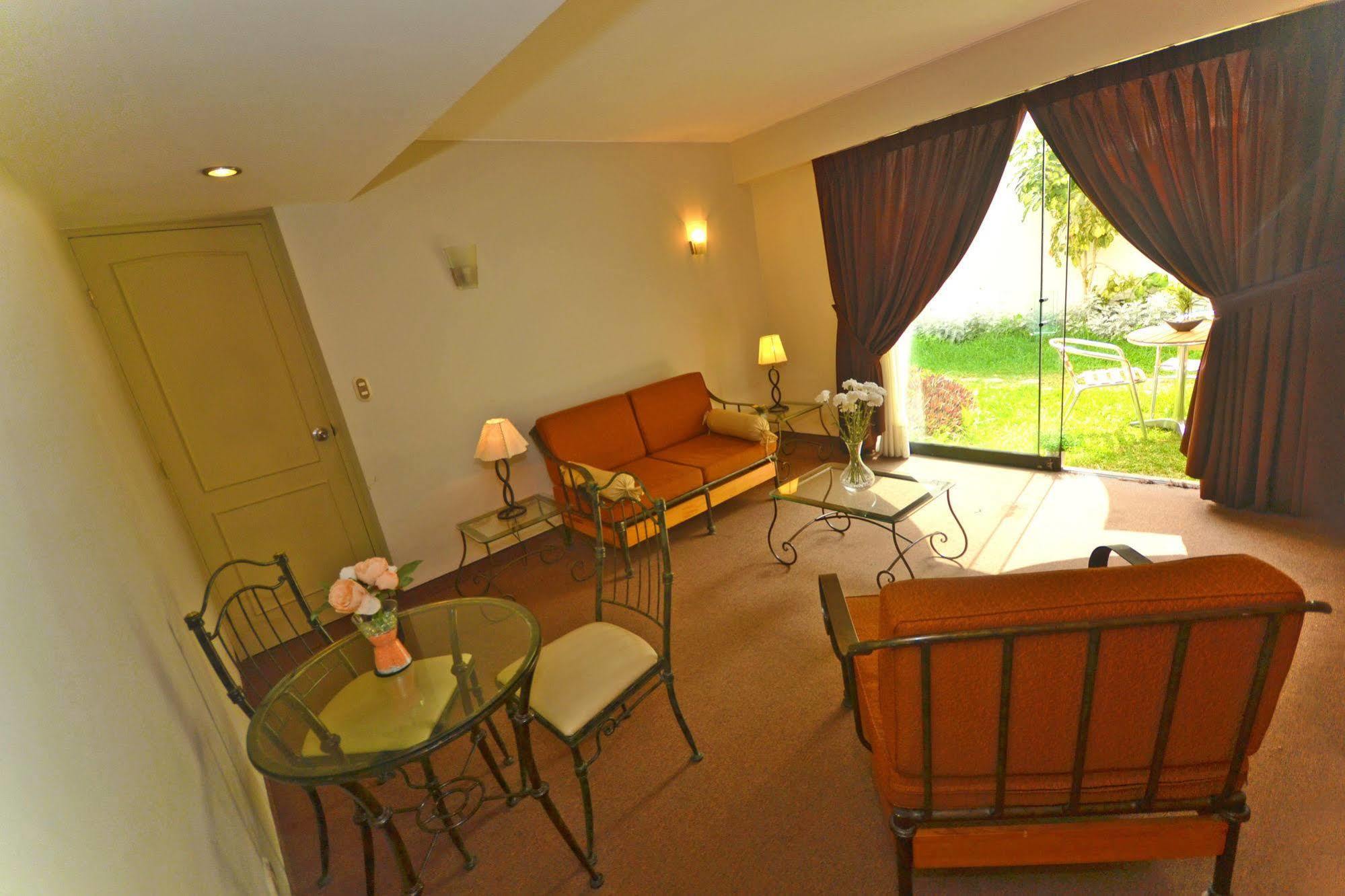 Suites Antique Apart Hotel Lima Exteriér fotografie